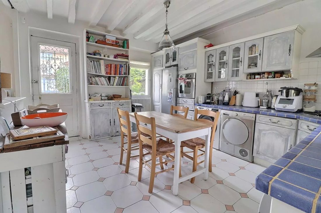 House in Mareil-Marly, Ile-de-France, France 2 - 17873028