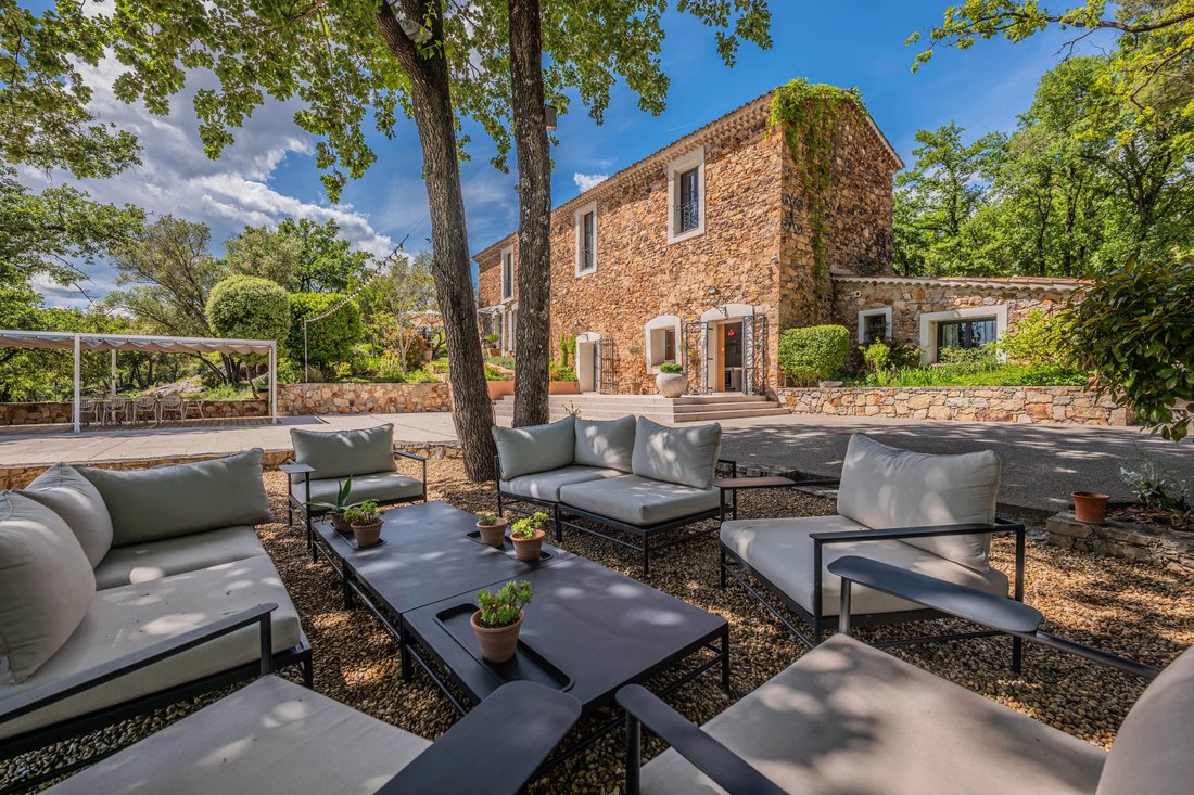 Country House in Callas, Provence-Alpes-Côte d'Azur, France 2 - 17877040