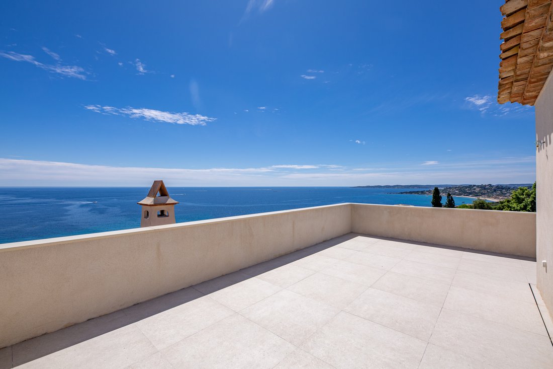 Villa in Ville-Les Saquedes-Le Bouillonnet, Sainte-Maxime, France 1 - 17885890