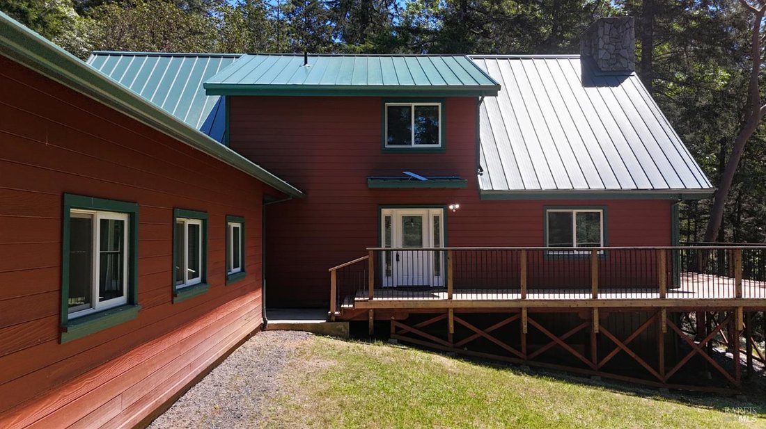House in Willits, California, United States 4 - 16150431