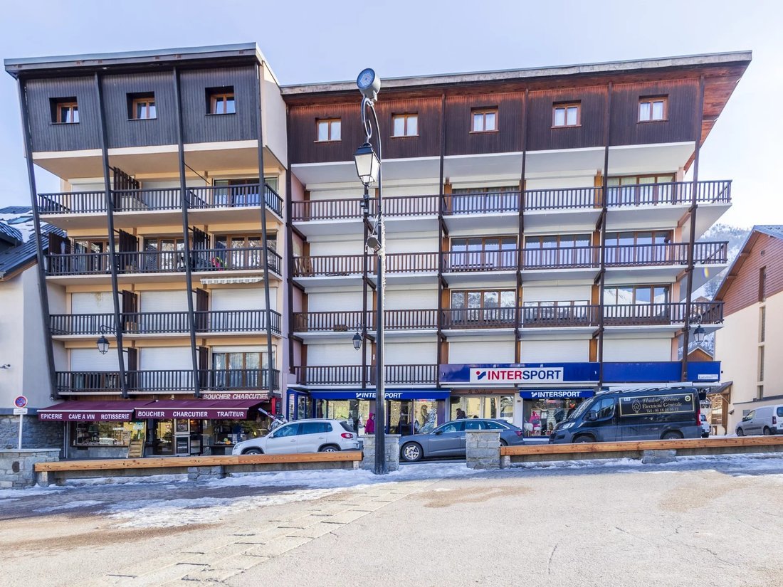 Apartment in Valloire, Auvergne-Rhône-Alpes, France 1 - 17885759