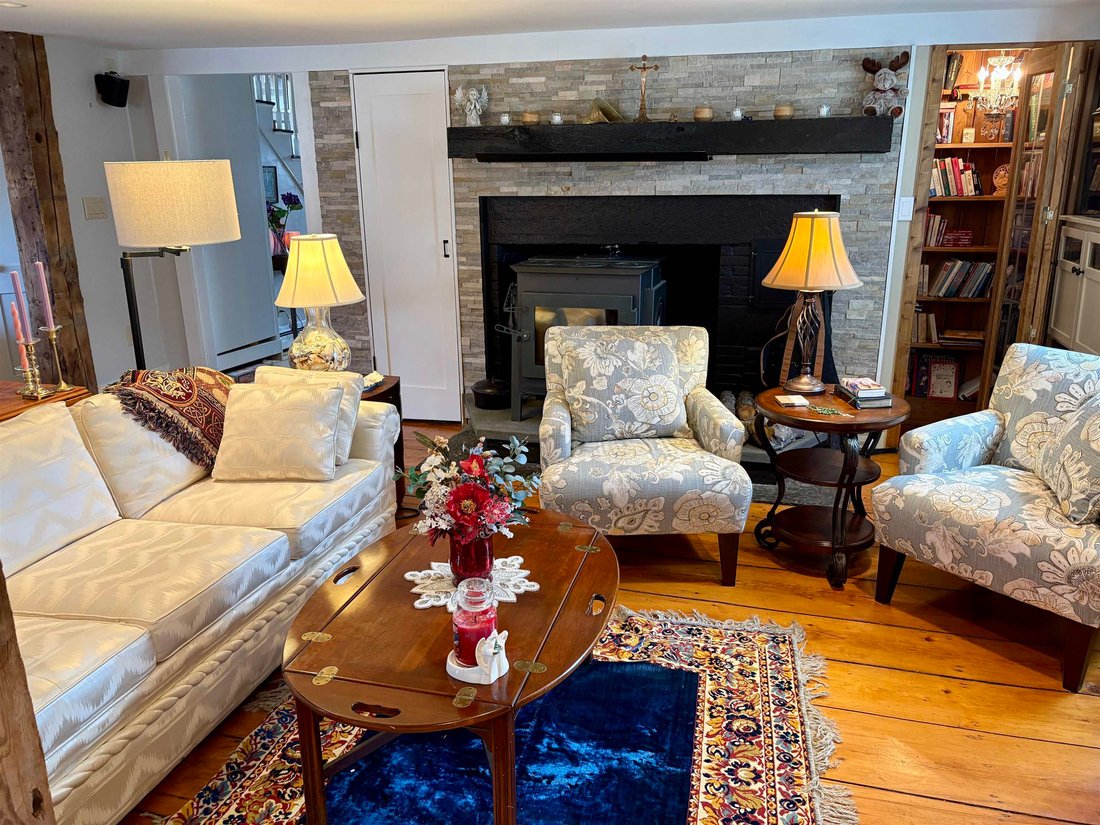 House in Plymouth, New Hampshire, United States 3 - 17880242
