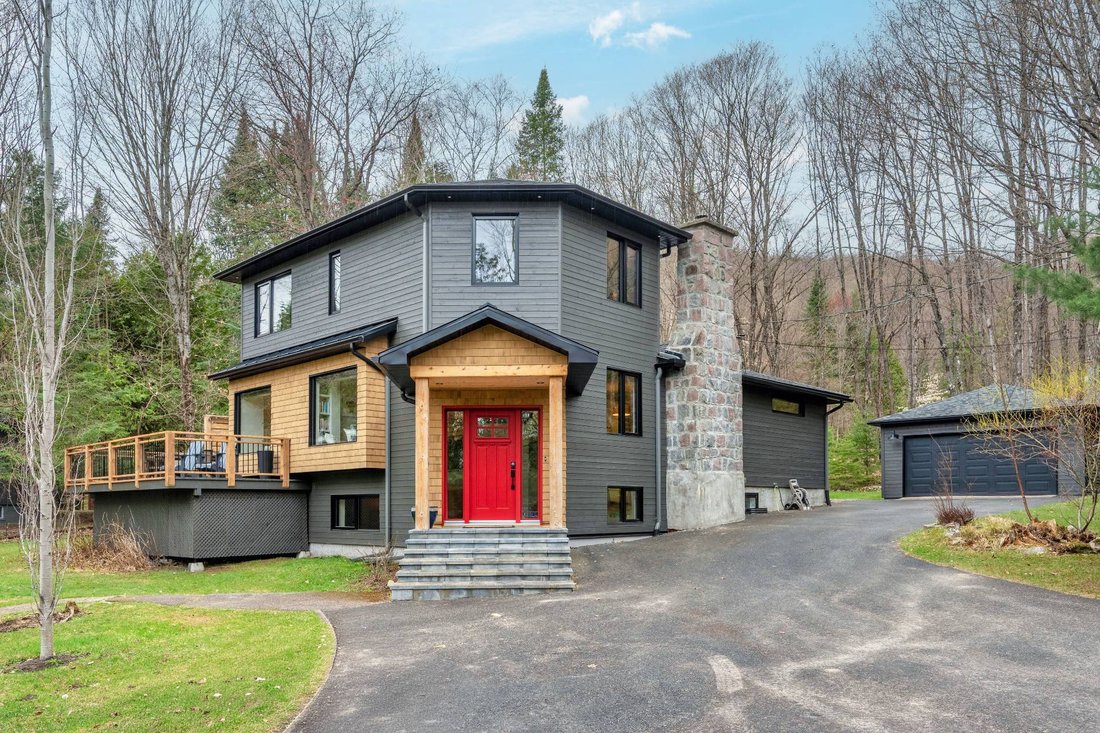 House in Mont-Tremblant, Quebec, Canada 2 - 17884907