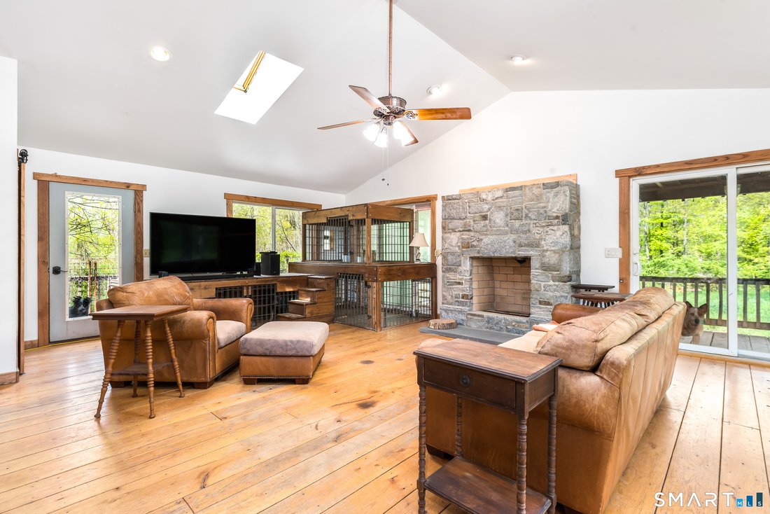 House in Windham, Connecticut, United States 2 - 17884901