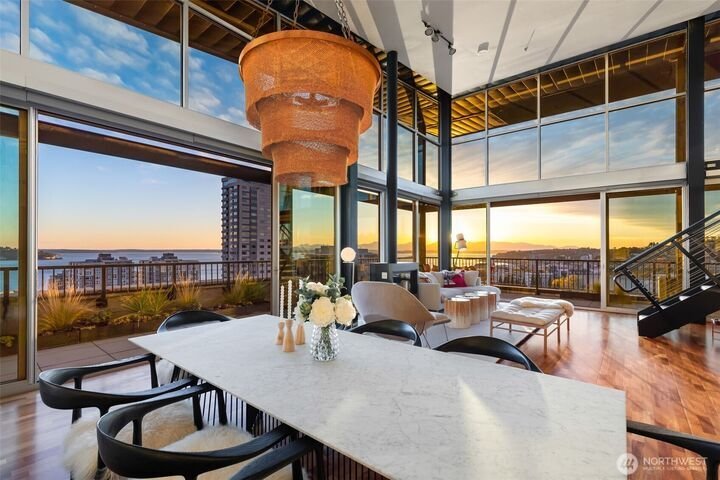 Condo in Seattle, Washington, United States 3 - 17886719