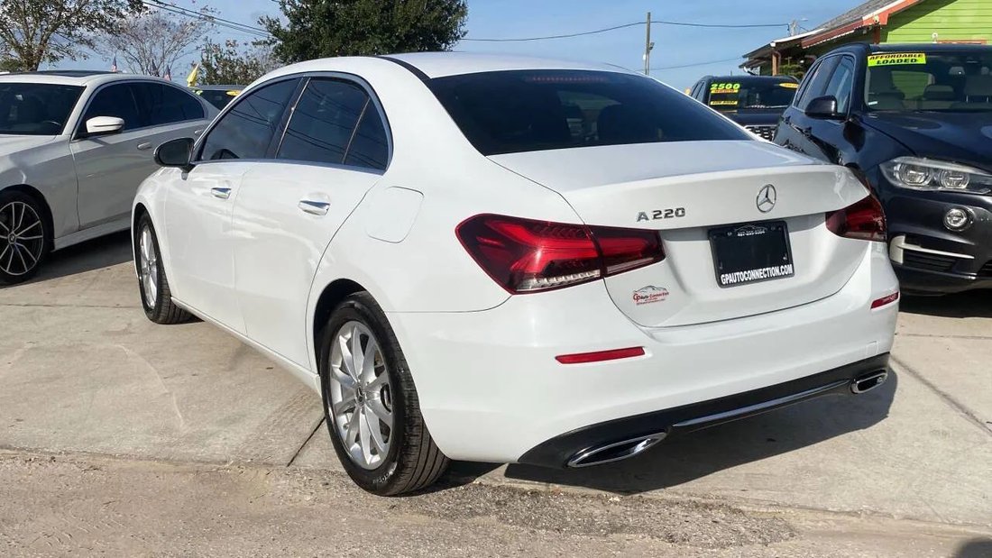 Sedan in HAINES CITY, FL, United States 4 - 17881918