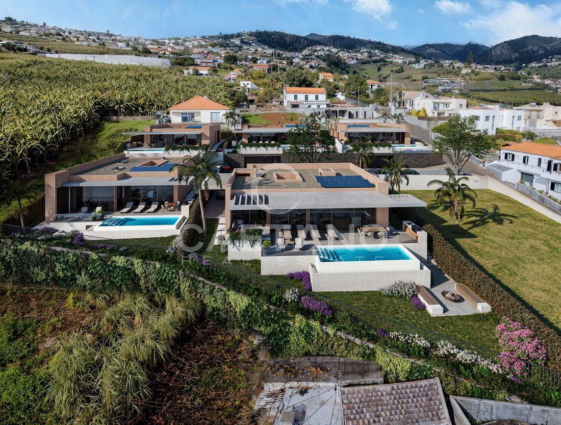 Villa in Estreito da Calheta, Madeira, Portugal 1 - 17879635