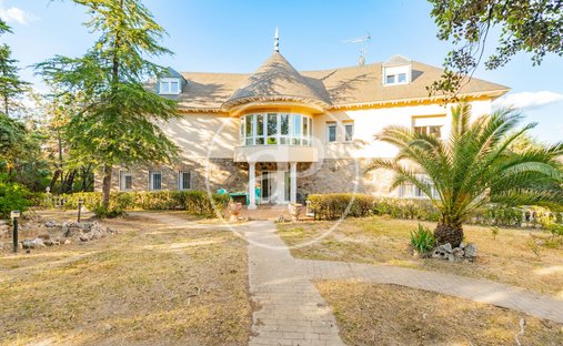 Villa in Las Rozas de Madrid, Comunidad de Madrid, Spain 1