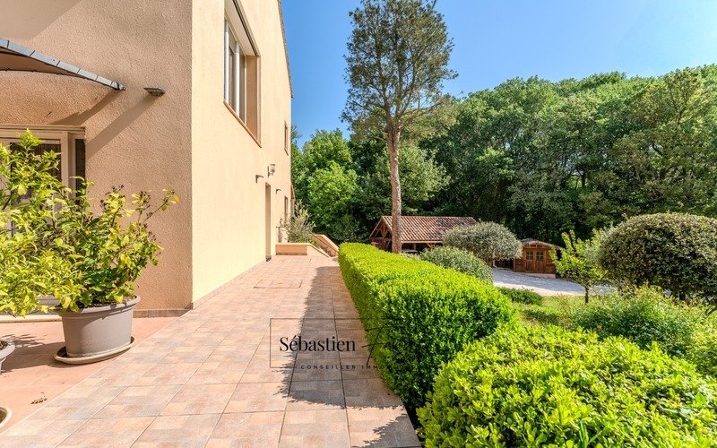 House in Rousset, Provence-Alpes-Côte d'Azur, France 3 - 17881511