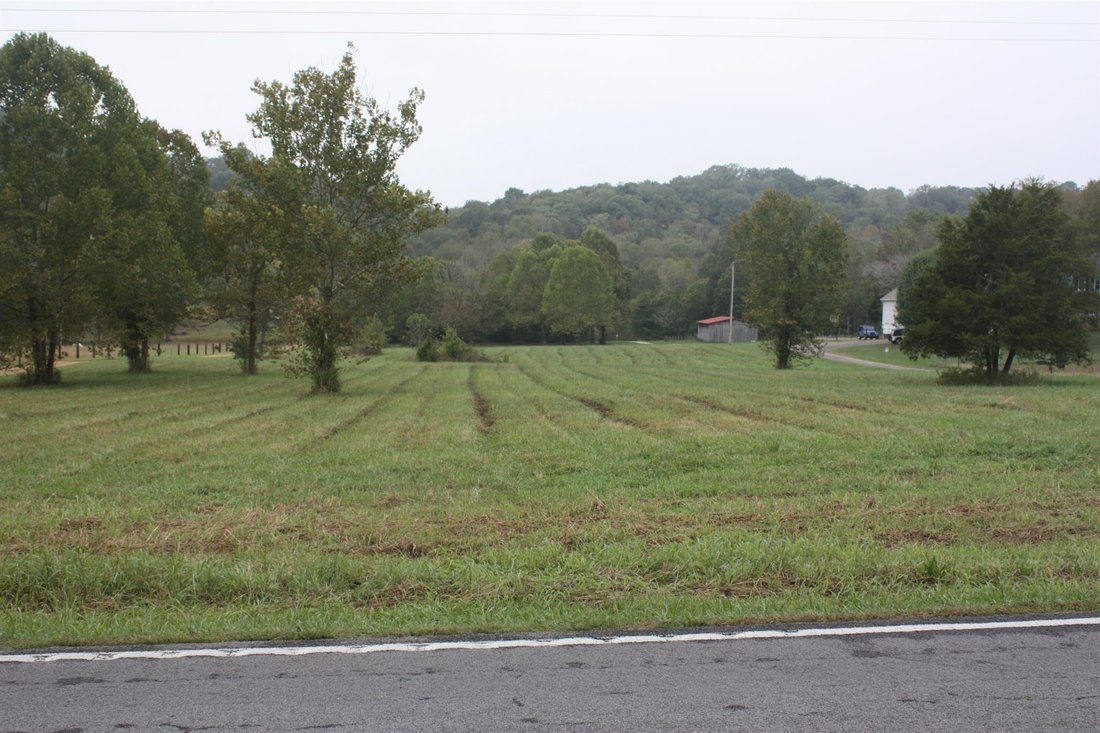 Corps de ferme à Thompson's Station, Tennessee, États-Unis 1 - 17884377