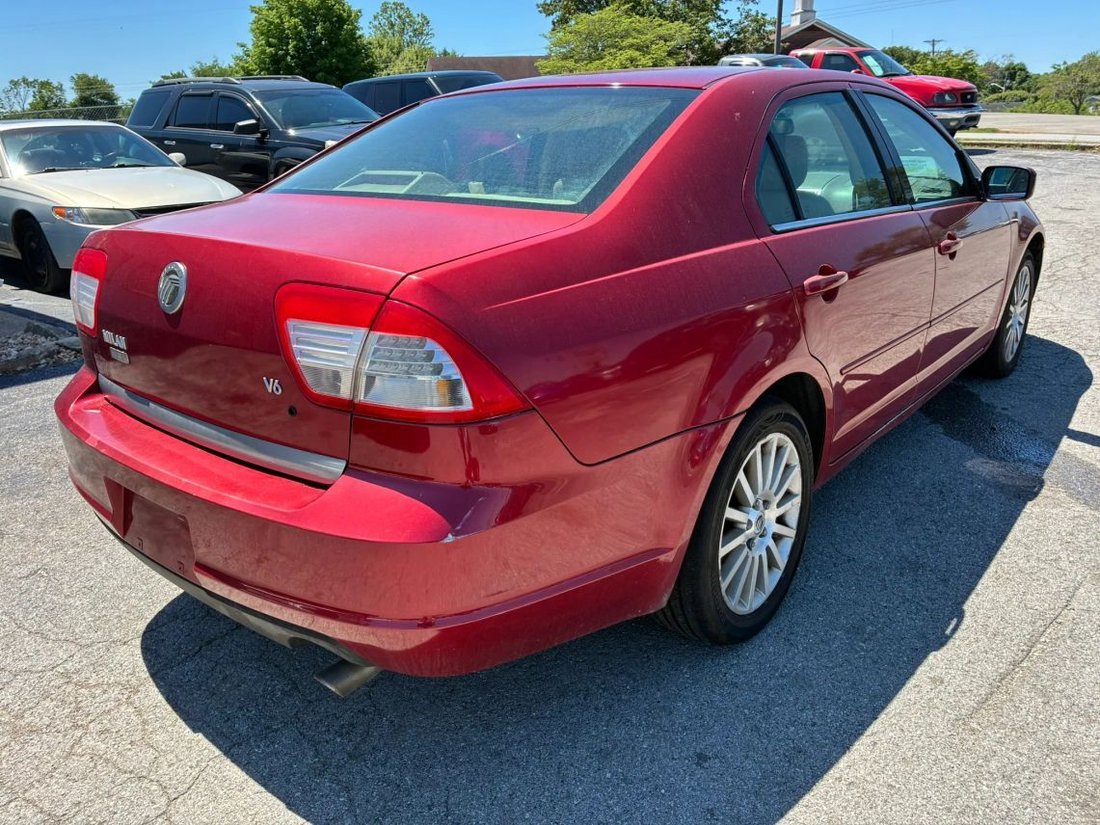 Sedan in Bowling Green, KY, United States 3 - 17877490