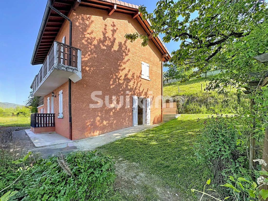 House in Bellegarde-sur-Valserine, Valserhone, France 2 - 17885129