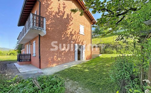 House in Bellegarde-sur-Valserine, Valserhone, France 1