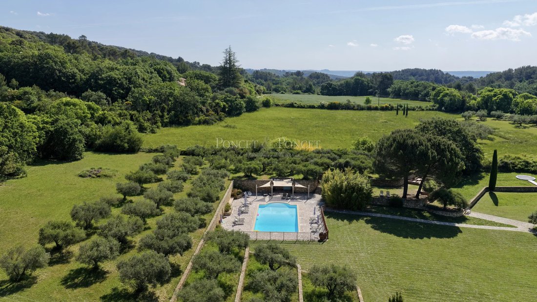 Estate in Uzès, Occitania, France 2 - 17881495