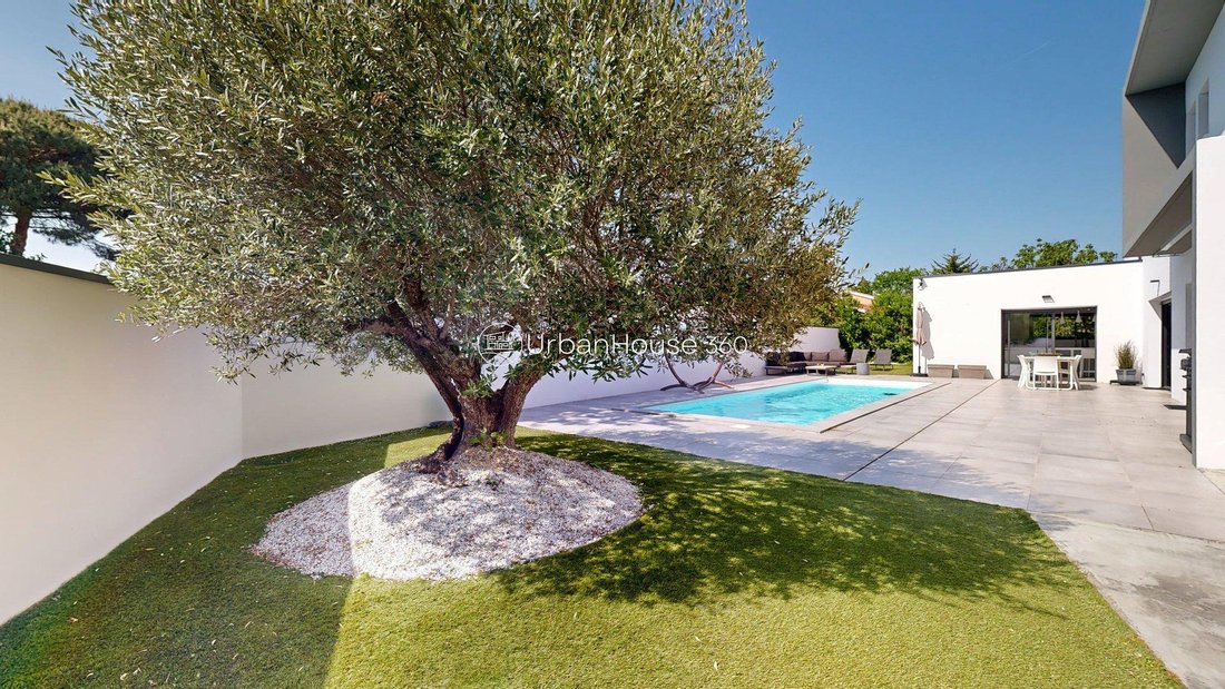 Villa in Lardenne-Les Pradettes-Basso Cambo, Toulouse, France 5 - 17879484