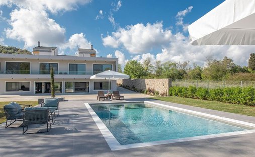 Villa in Northern Corfu, Peloponnese, Western Greece and the Ionian, Greece 1