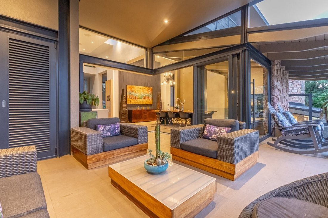 House in Northcliff, Gauteng, South Africa 5 - 17877238