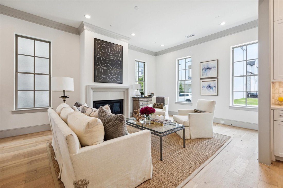 House in Houston, Texas, United States 3 - 17876774