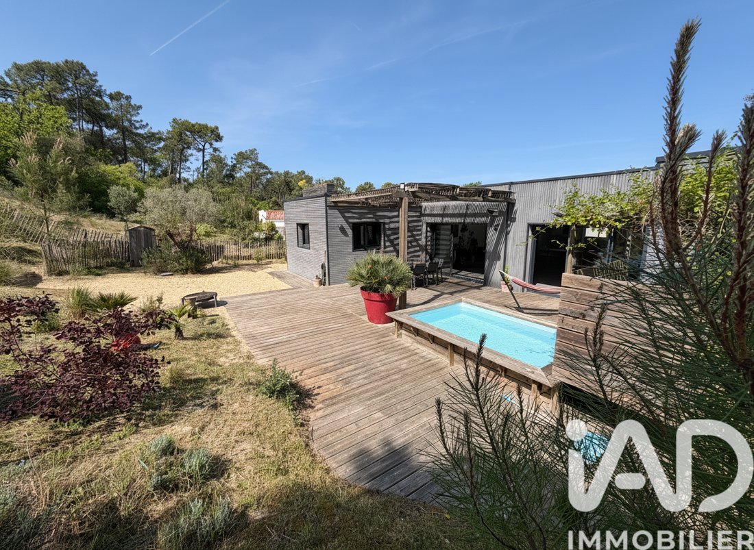 House in Arrondissement of Les Sables-d'Olonne, Pays de la Loire, France 2 - 17714232