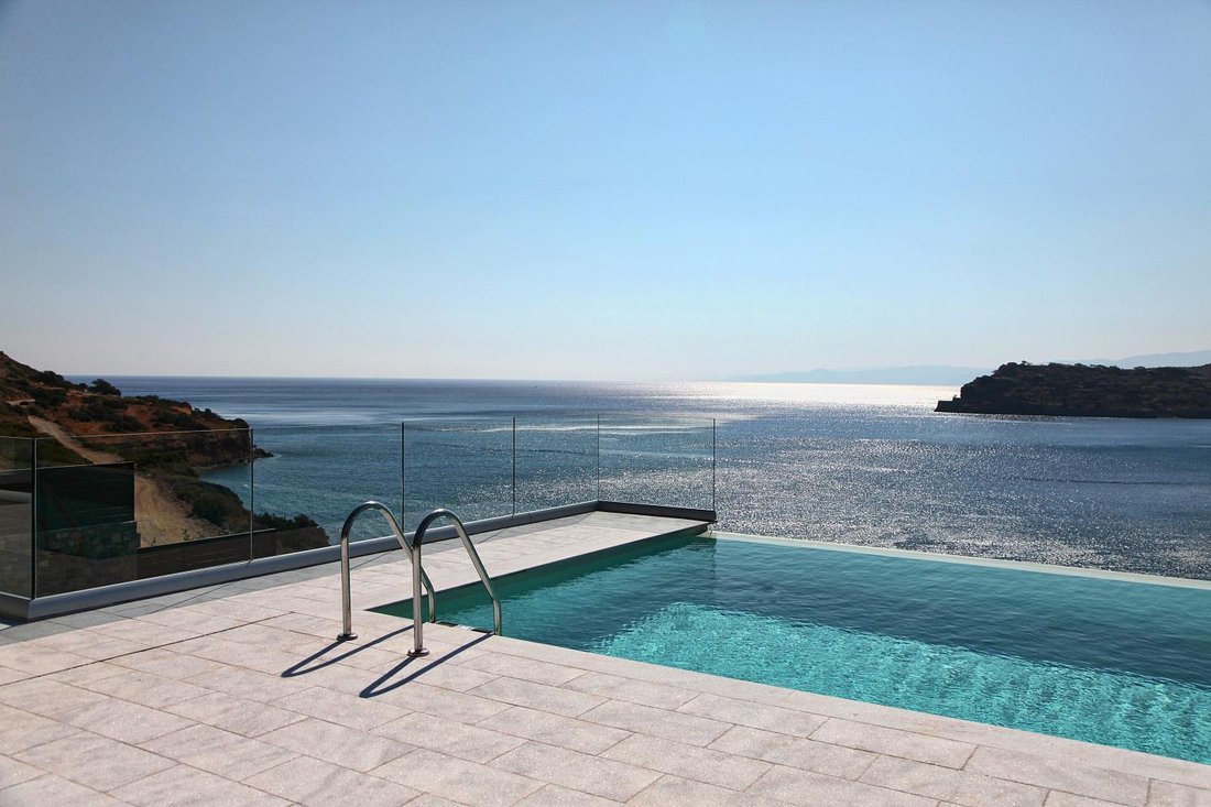 Villa en Community of Elounta, Agios Nikolaos Municipal Unit, Grecia 2 - 17878558