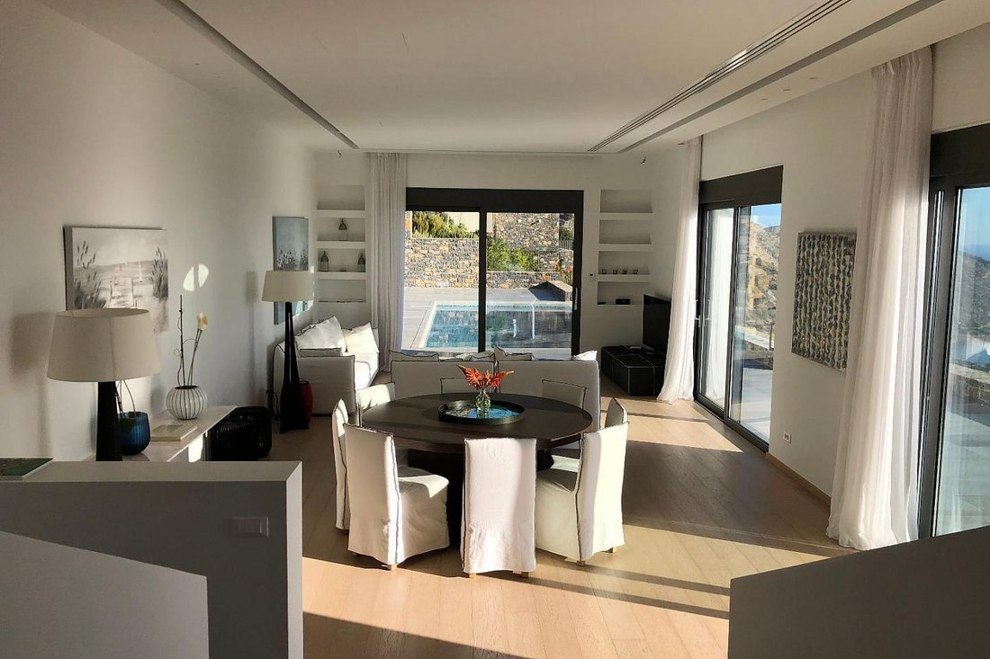 Villa in Community of Elounta, Agios Nikolaos Municipal Unit, Greece 3 - 17878361