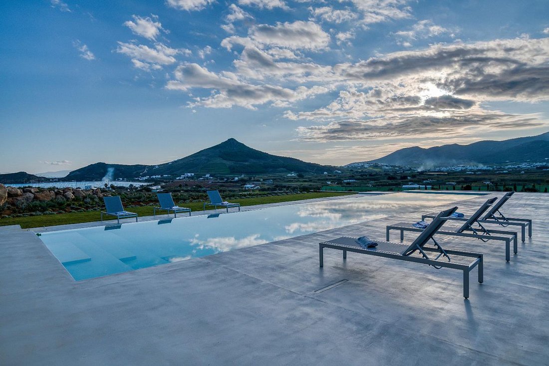 Villa in Paros, Aegean, Greece 3 - 17878283