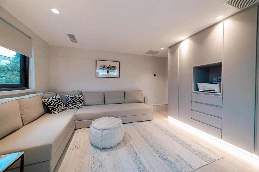 Apartment in Vouliagmeni, Attica, Greece 5 - 17878422