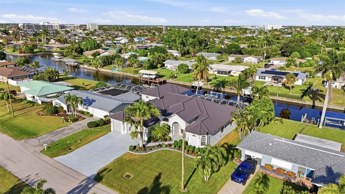 House in Cape Coral, Florida, United States 4 - 17878011