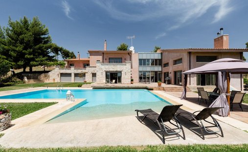 Villa in Marathonas, Attica, Greece 1