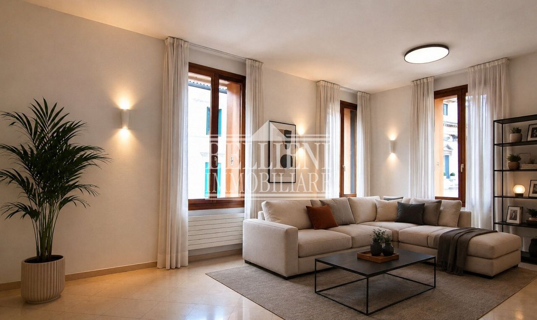 Apartment in Center, Vicenza, Veneto 2 - 16802318