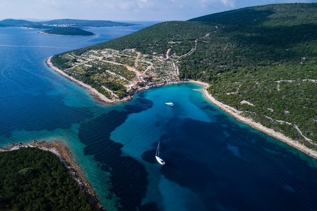 House in Veli Losinj, Primorje-Gorski Kotar County, Croatia 2 - 17876905