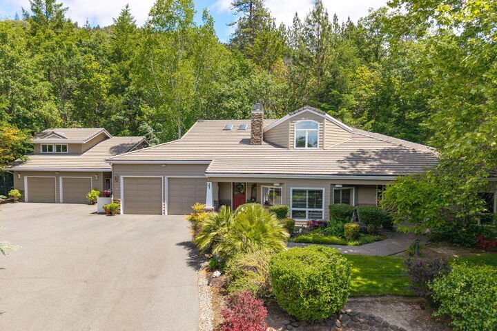 House in Grants Pass, Oregon, United States 1 - 17878688