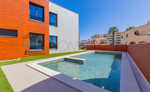 Wohnung in Quarteira, Algarve, Portugal 1