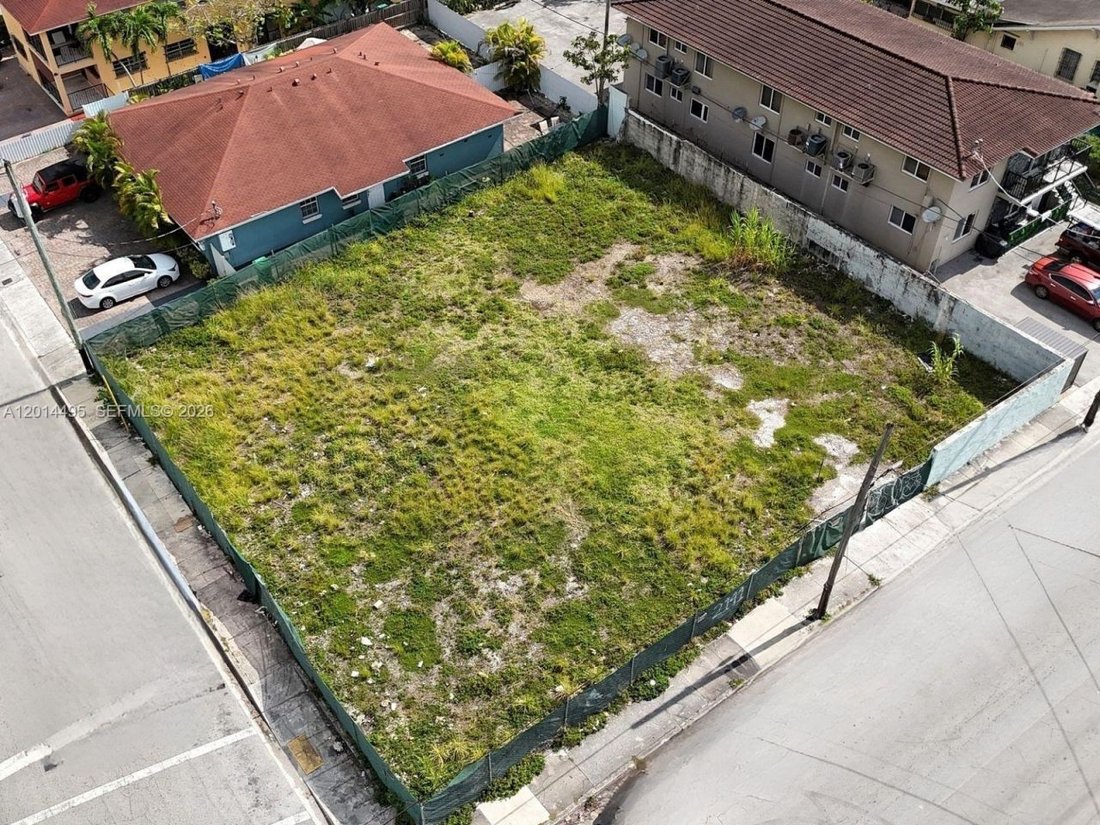 Land in Miami, Florida, United States 3 - 17878022