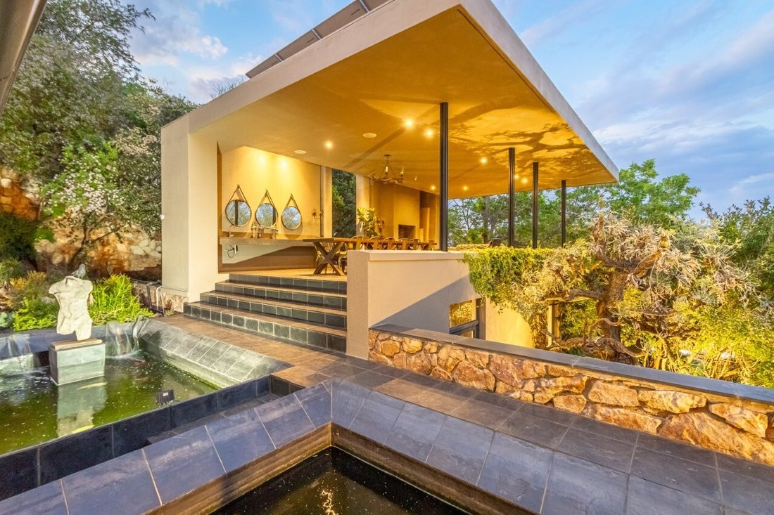House in Northcliff, Gauteng, South Africa 3 - 17877238