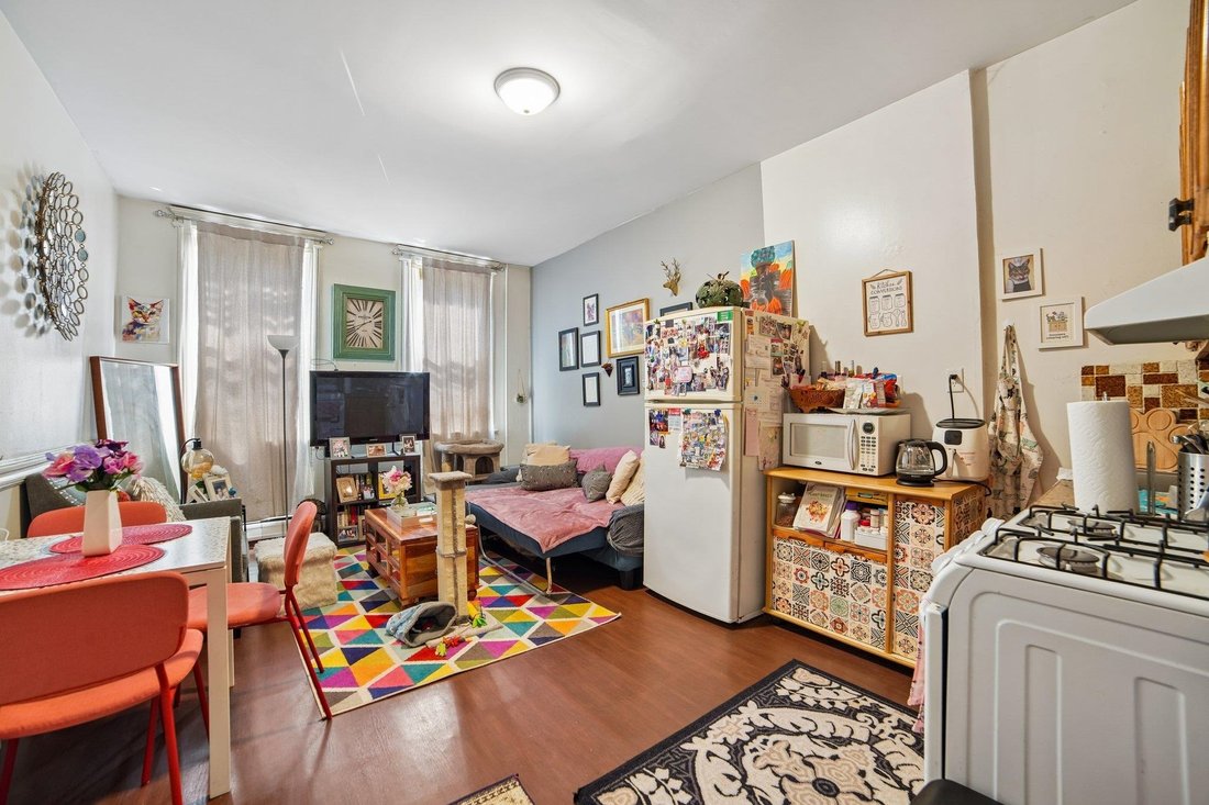 House in Union City, New Jersey, United States 4 - 17876850