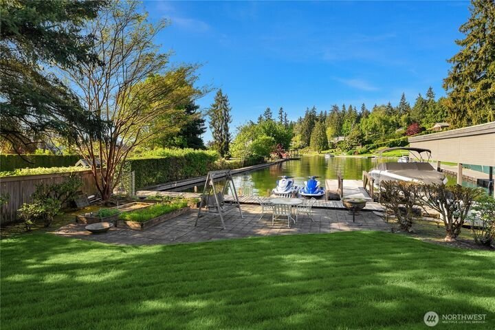 House in Bellevue, Washington, United States 2 - 17878555