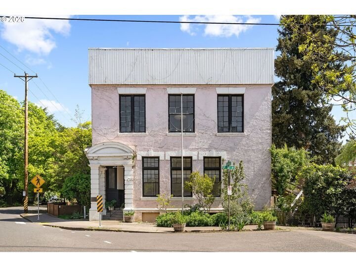 House in Portland, Oregon, United States 2 - 17878300