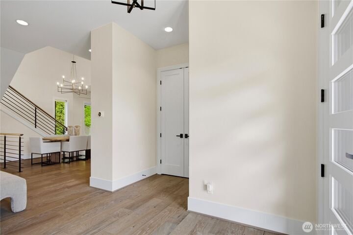House in Bellevue, Washington, United States 4 - 17878326
