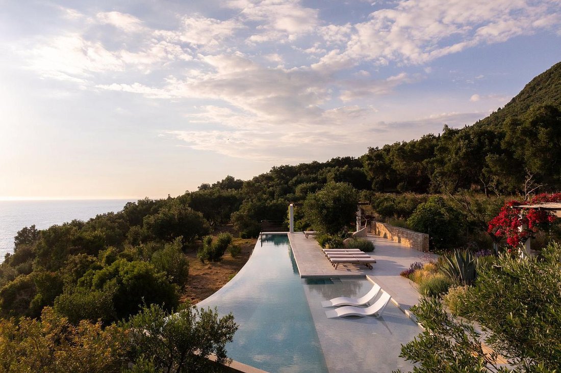 Villa in Northern Corfu, Peloponnese, Western Greece and the Ionian, Greece 2 - 17878175