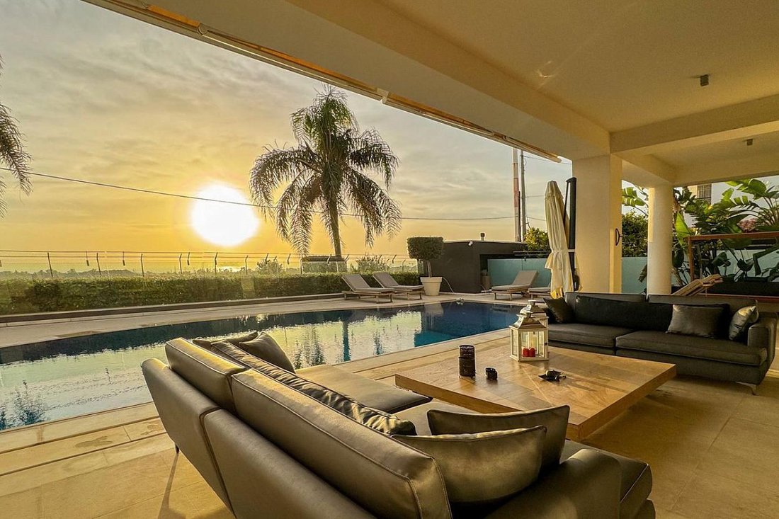Villa in Glyfada, Attica, Greece 2 - 17877995