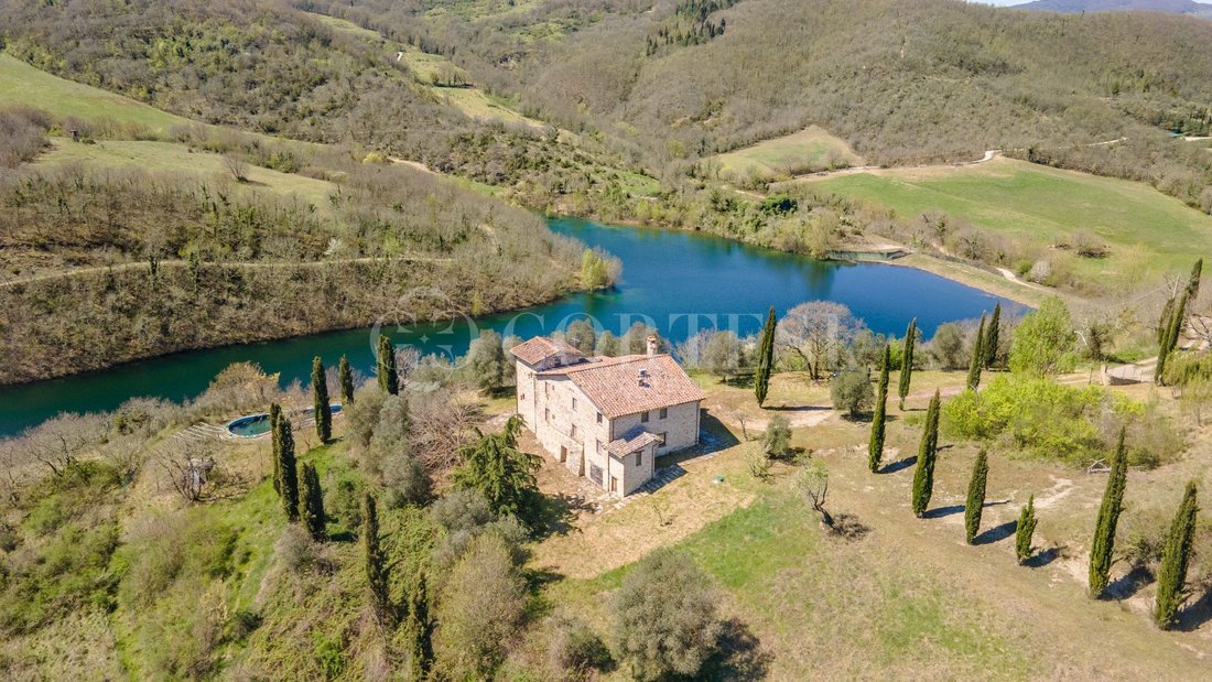 Villa in Umbertide, Umbria, Italy 1 - 17876883