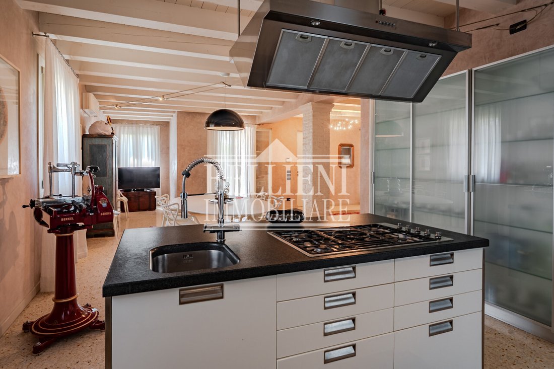 Villa in Costabissara, Veneto, Italy 4 - 17877511