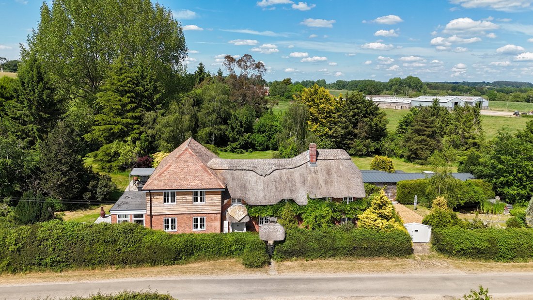 House in Ringwood, England 3 - 17648127