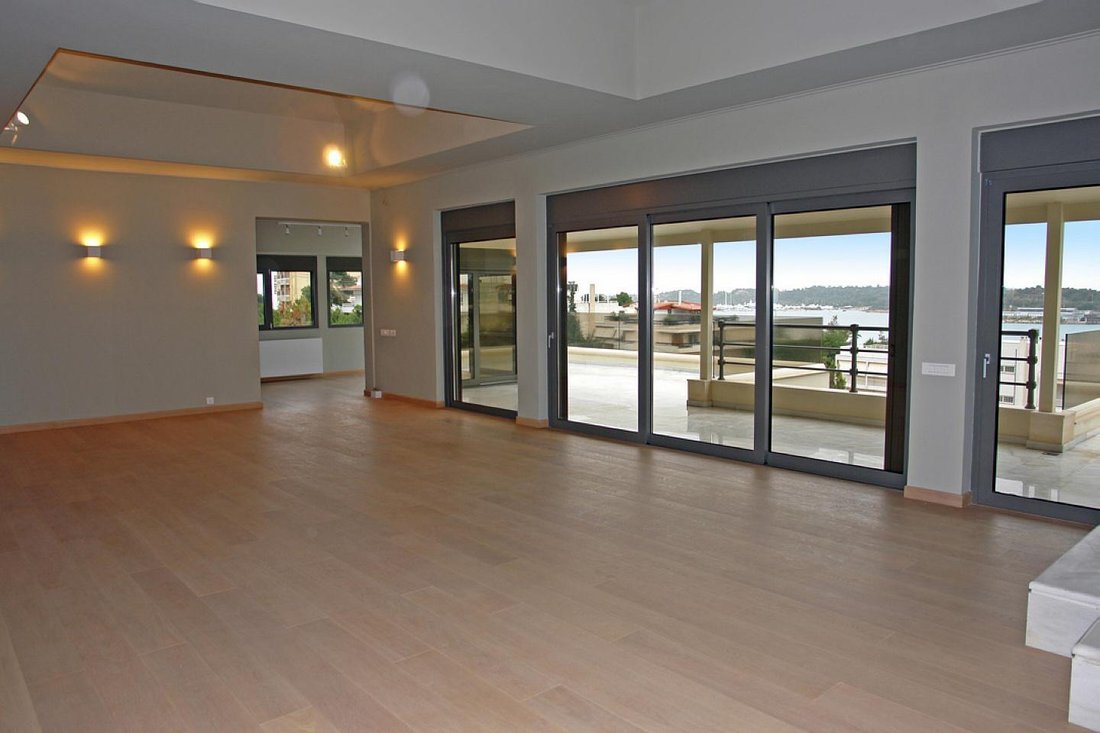 Apartment in Vouliagmeni, Attica, Greece 2 - 17878092