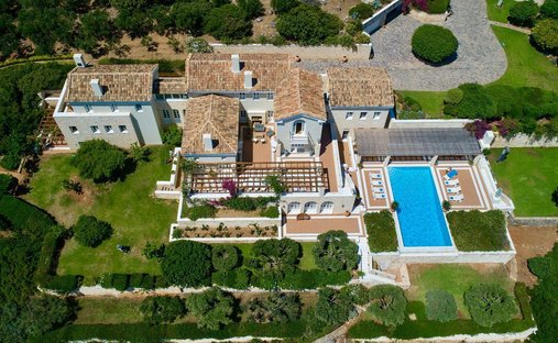Villa in Community of Elounta, Agios Nikolaos Municipal Unit, Greece 1