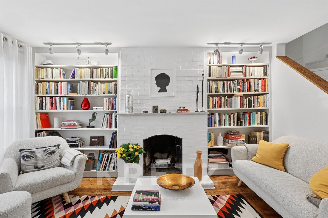 House in New York, New York, United States 2 - 17879714