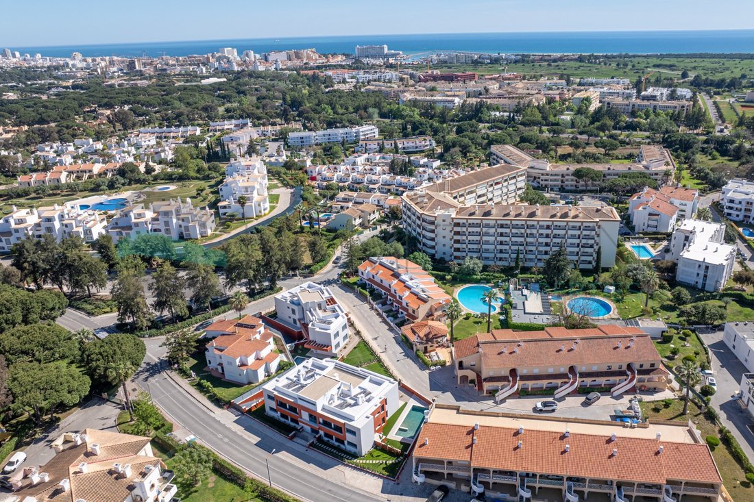 Apartment in Quarteira, Algarve, Portugal 1 - 17879772