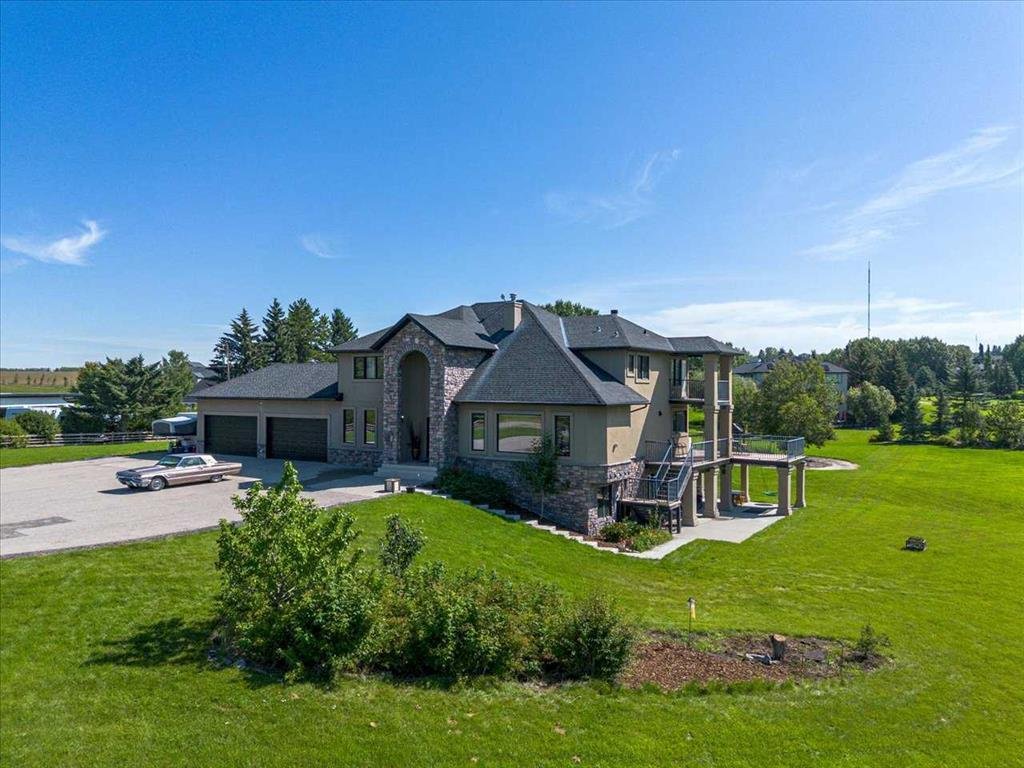 House in Calgary, Alberta, Canada 2 - 17877651