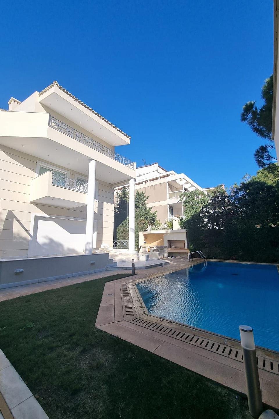 House in Vouliagmeni, Attica, Greece 2 - 17878542